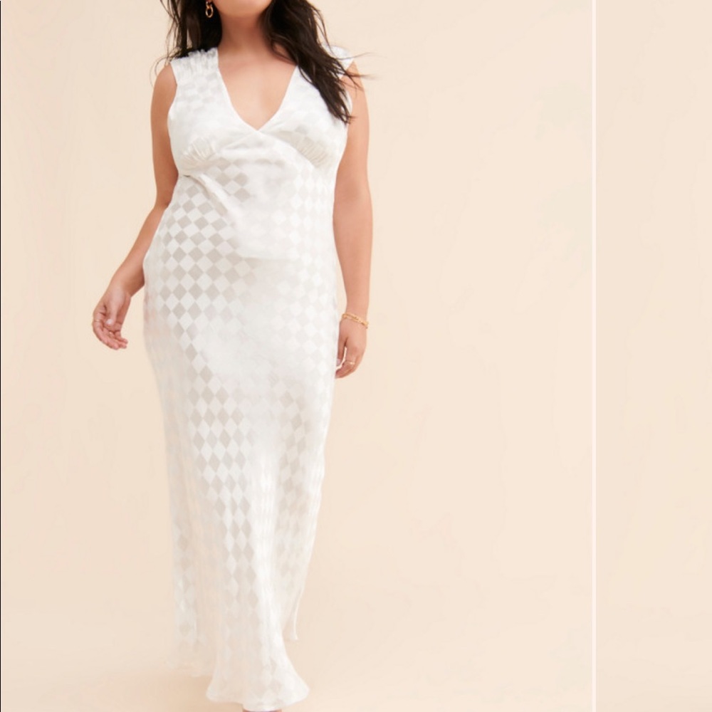 ISO!!!!! Wavcrest Midi Dress by Jen’s Pirate Booty